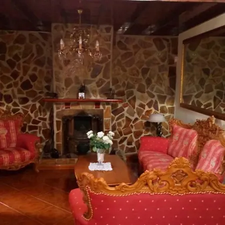 Casa Rosa Lee Feriehus *