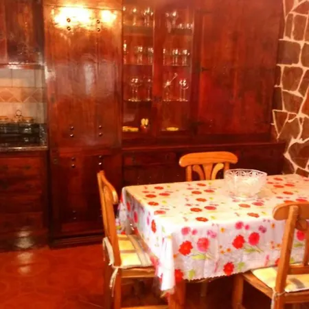 Casa Rosa Lee