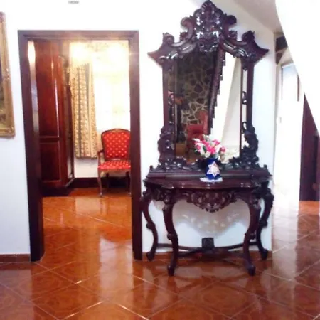 Casa Rosa Lee *
