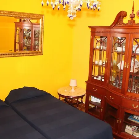 Casa Rosa Lee * La Santa